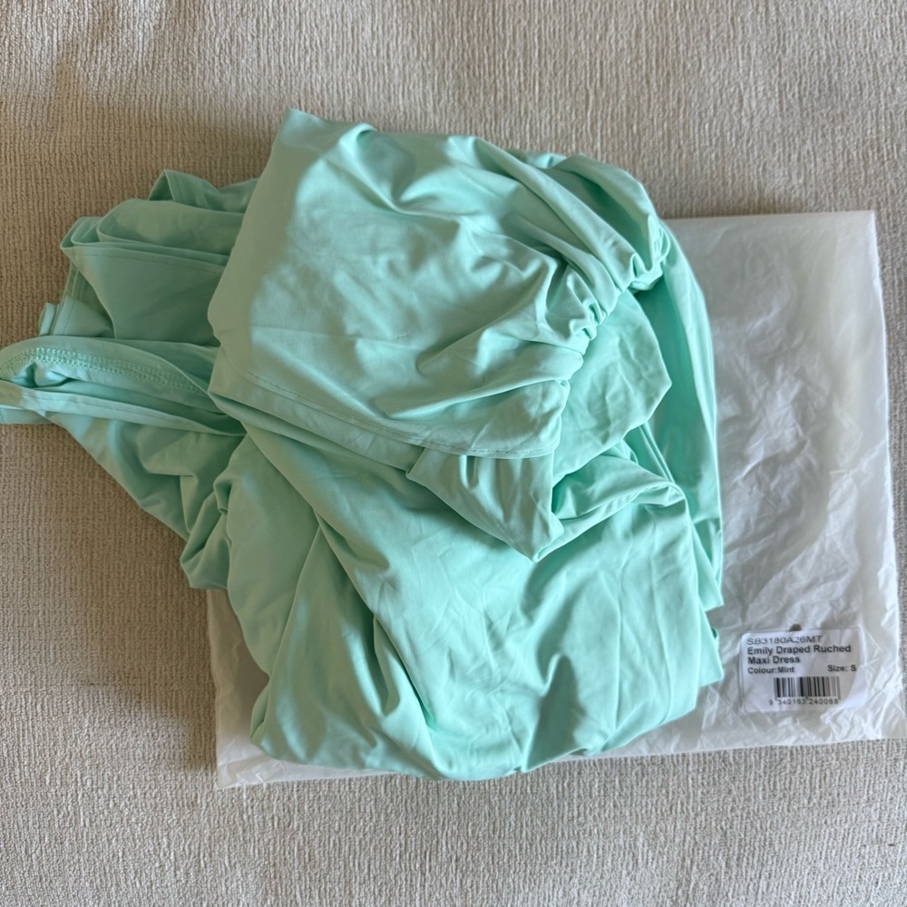 Suboo Mint One-Shoulder Maxi Dress - Picture 3 of 5